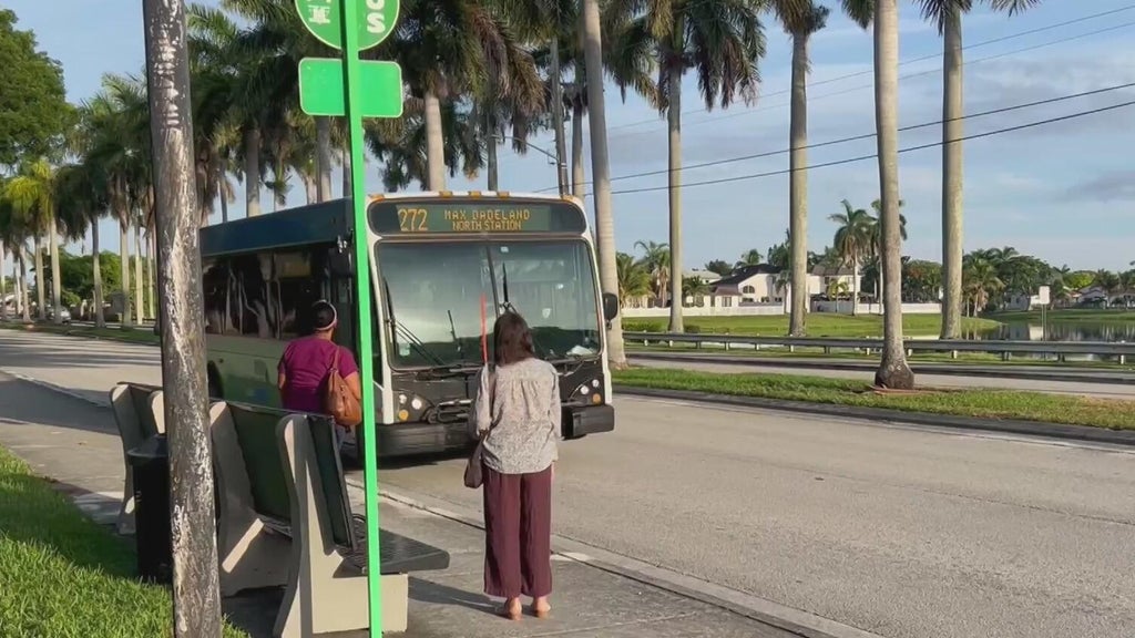 Miami-Dade residents face uncertainty as Mayor Daniella Levine Cava's proposed budget cuts threaten bus routes — CBS Miami, Aventura Government news