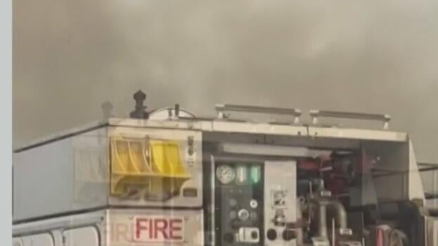 Massive Blue Gill Wildfire burns 750 acres in West Miami-Dade, zero percent contained — CBS Miami, Aventura Community news
