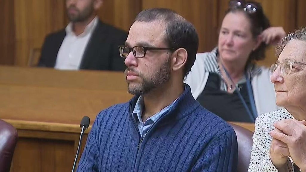 Jurors set to decide fate of man who pleaded guilty to killing estranged wife, daughters — CBS Miami, Aventura Community news