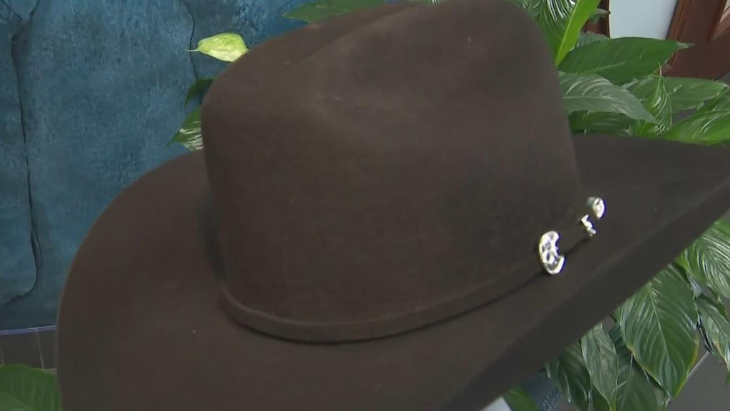 Miami-Dade Sheriff's Office purchased $132,000 worth of cowboy hats, but people have mixed feelings — CBS Miami, Aventura Community news