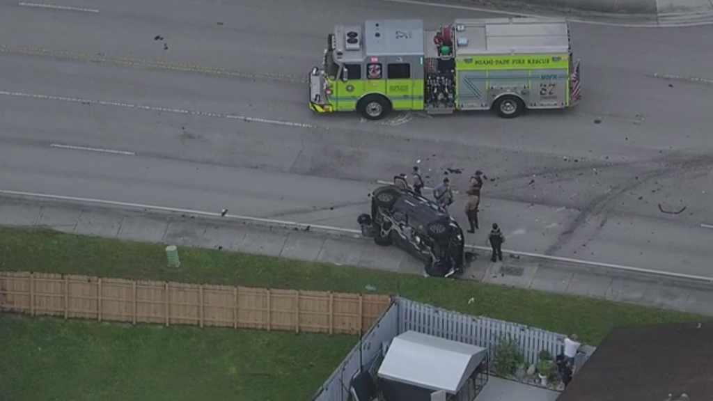 1 woman dead, 3 other women injured after rollover crash in southwest Miami-Dade, officials say — CBS Miami, Aventura Health news