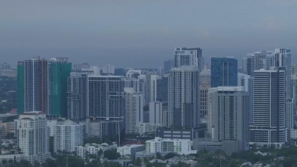 Fort Lauderdale, Wilton Manors mayors warn Amendment 3 could force service cuts, higher rents — CBS Miami, Aventura Government news