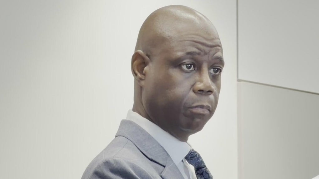 North Miami mayor disqualified from race, leaving opponent as only person on ballot — CBS Miami, Aventura Government news