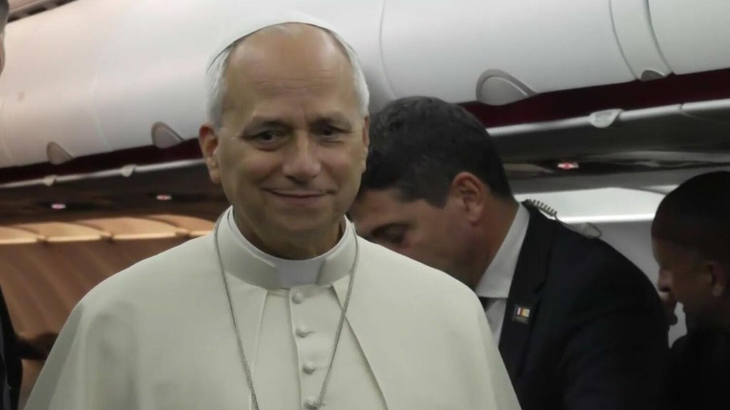 Pope Leo has “tranquil night” in hospital after surgery to treat lung cancer, Vatican says — CBS Miami, Aventura Health news