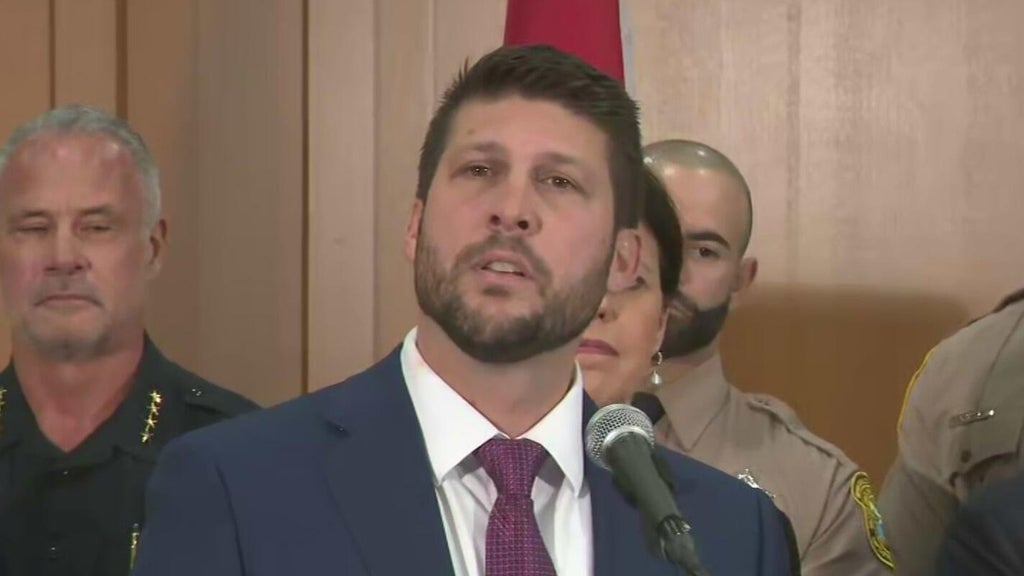 New arrest warrant issued for Cuba's Raúl Castro, Florida AG announces — CBS Miami, Aventura Community news