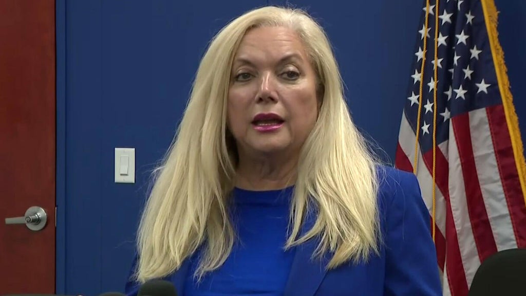 DOJ warns of people posing as election monitors at South Florida early voting sites — Aventura Community news