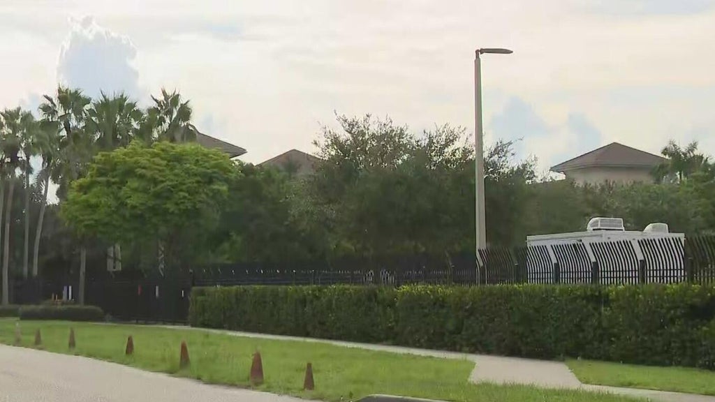 South Florida woman held 4 days at ICE facility in Miramar without shower or edible food, boyfriend says — CBS Miami, Aventura Community news