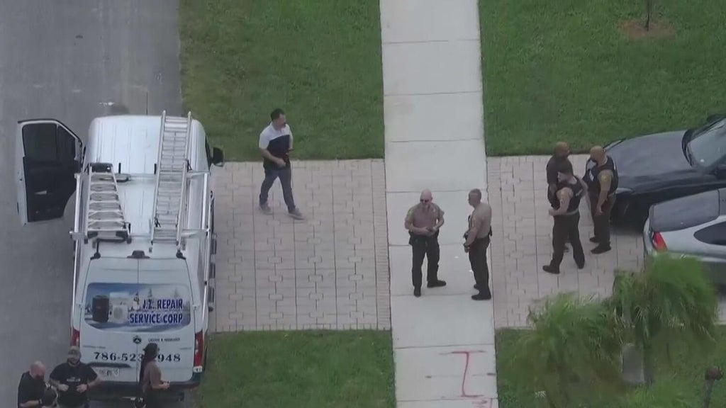 Gunman who shot pregnant woman and himself in SW Miami-Dade had a previous domestic violence case — CBS Miami, Aventura Community news