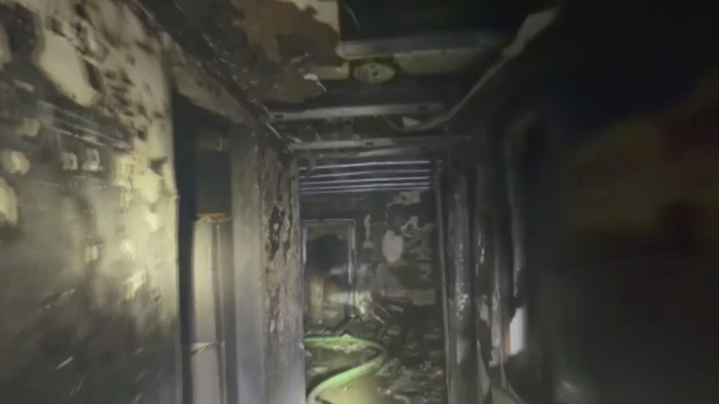 Fire tears through Miami apartment displacing 15 residents, officials say β Aventura Community news