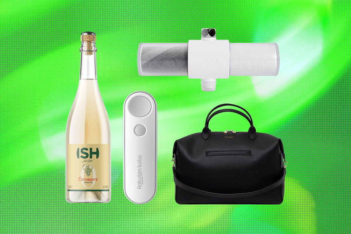 Best Gifts for Mom (2026): Digital Wall Calendars, Better Bags, Personalized Jewelry, and More — Wired, Aventura Technology news