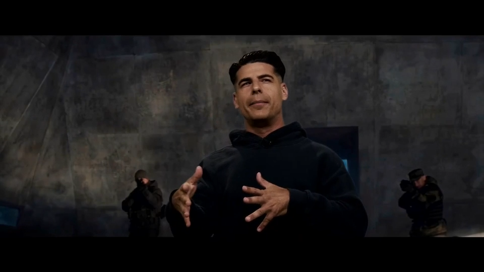 Deco’s Alex Miranda tosses his name into the hat for screen test as next James Bond — WSVN Entertainment, Aventura Technology news