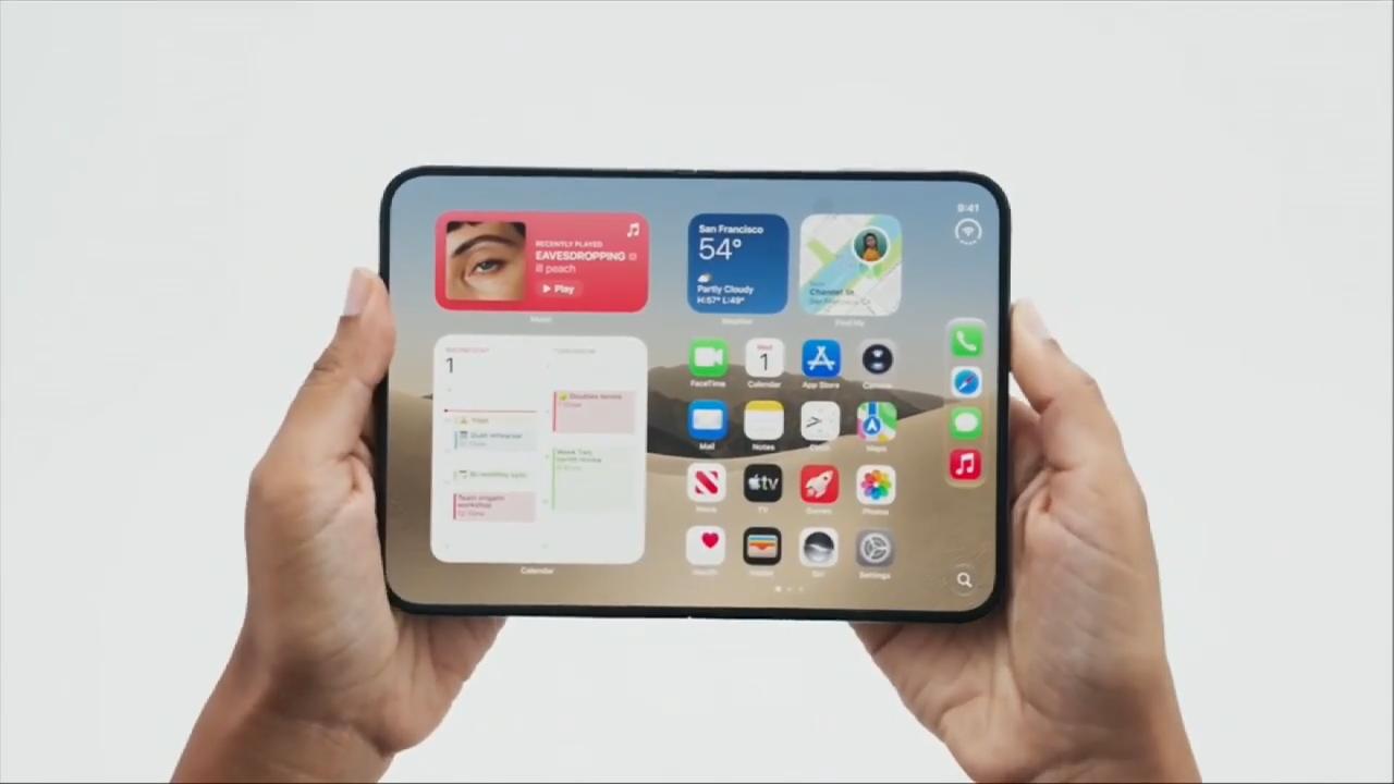Line forms outside Apple store on Lincoln Road  ahead of iPhone Duo release as anticipation builds for foldable phone — WSVN 7 Miami-Dade, Aventura Technology news