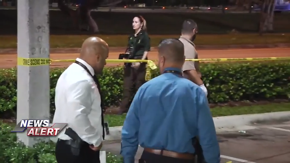 MDSO deputies, investigators block off street in NW Miami-Dade after incident — Aventura Business news
