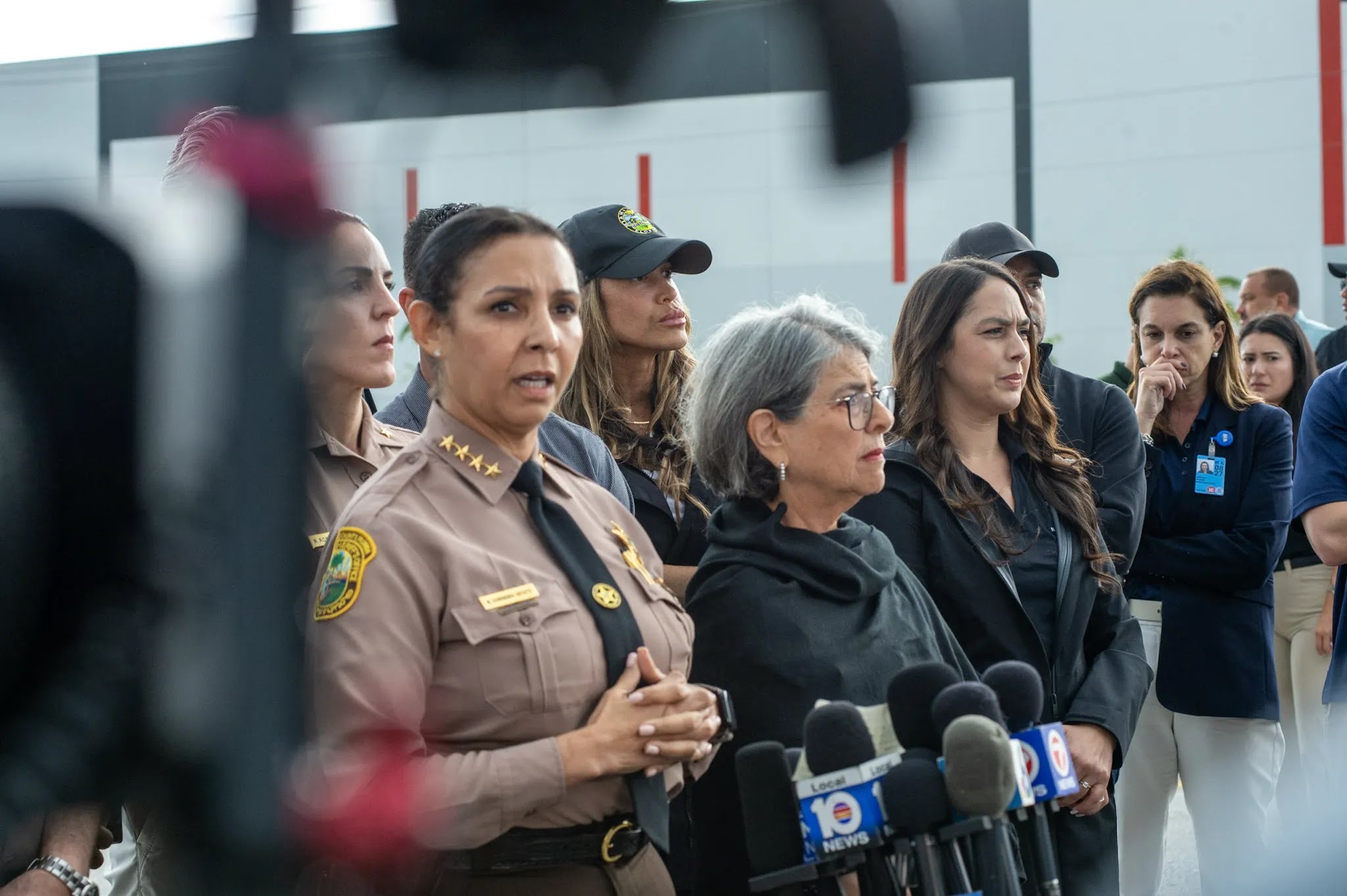 Get your own ride! Miami-Dade set to end commissioner sergeant-at-arms program — Miami New Times